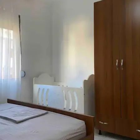 Leon Lungomare Apartment Apartment Vlore