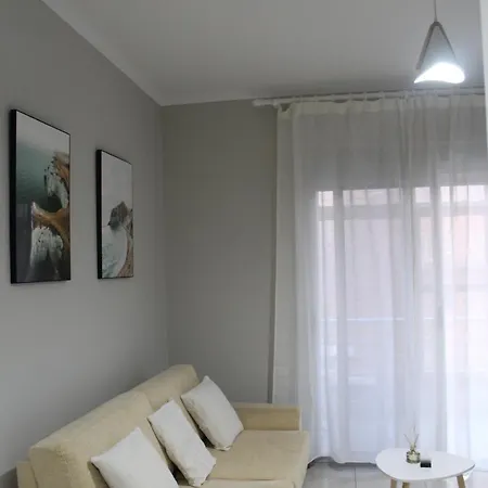 Leon Lungomare Apartment *
