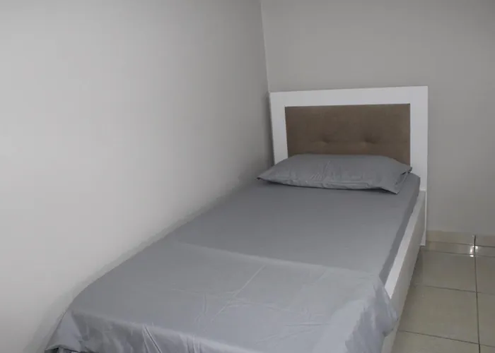 Leon Lungomare Vlorë